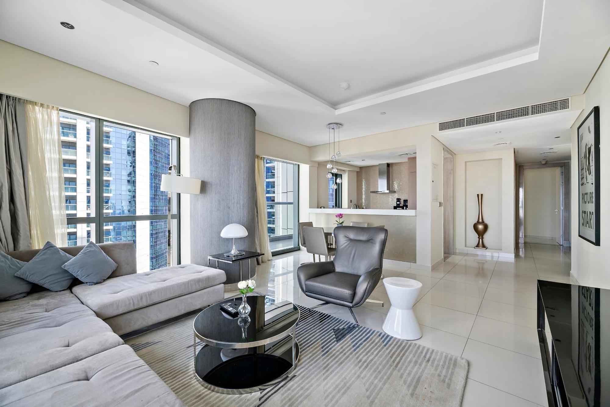 Apartment Aliving Supreme 2br Damac Paramount Tower Business Bay 2907 Dubai