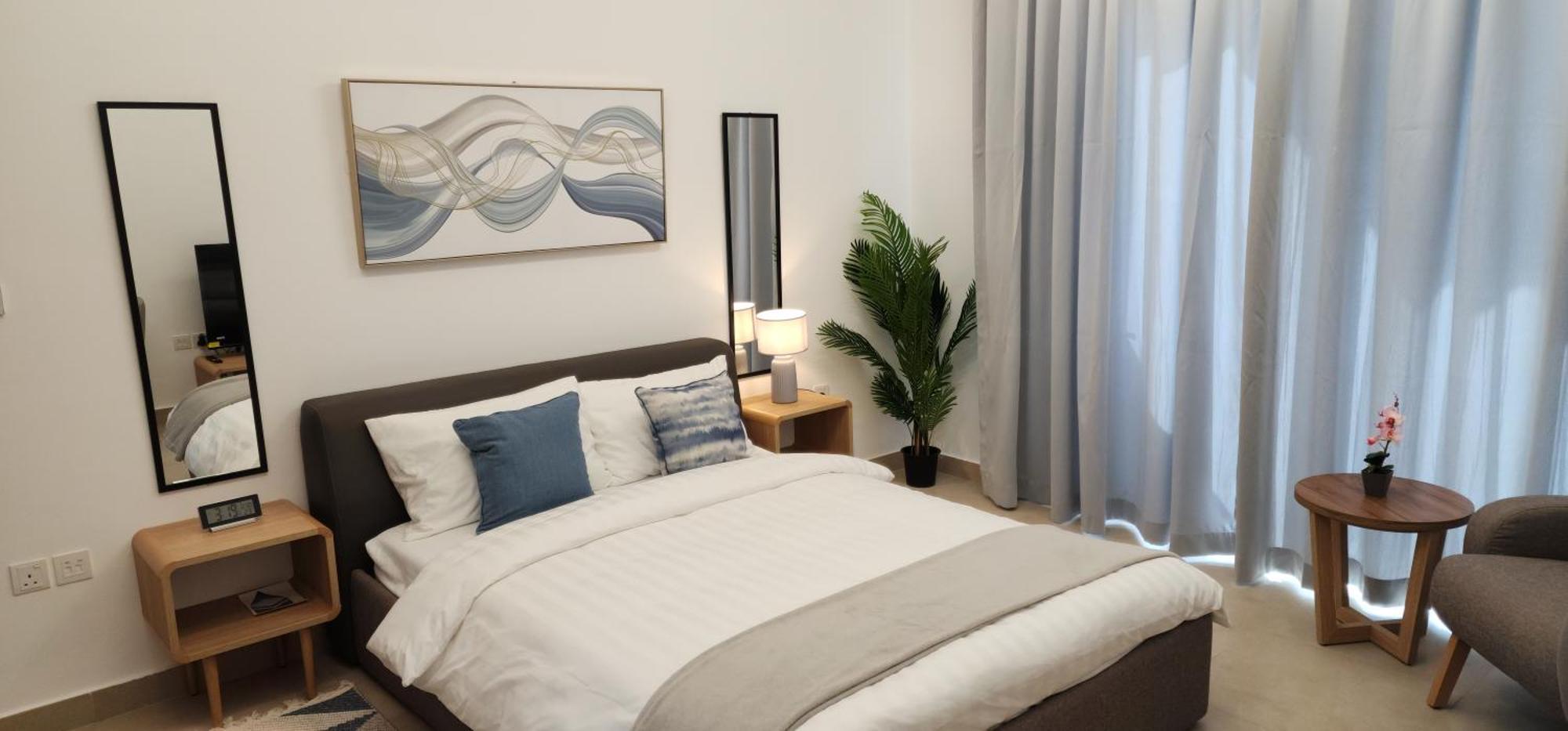 Apartment Shaista Azizi - Al Furjan By Golden Casa Dubai