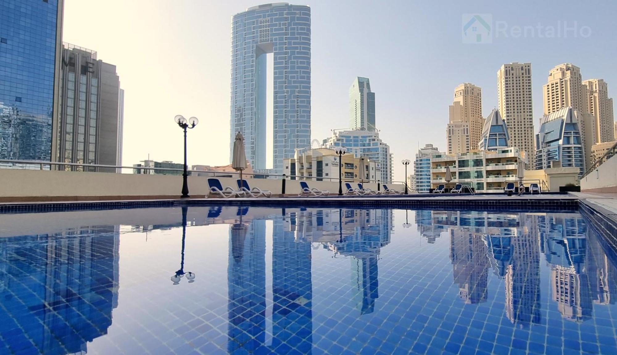 Wow W/ Balcony And Canal View In Marina * Dubai