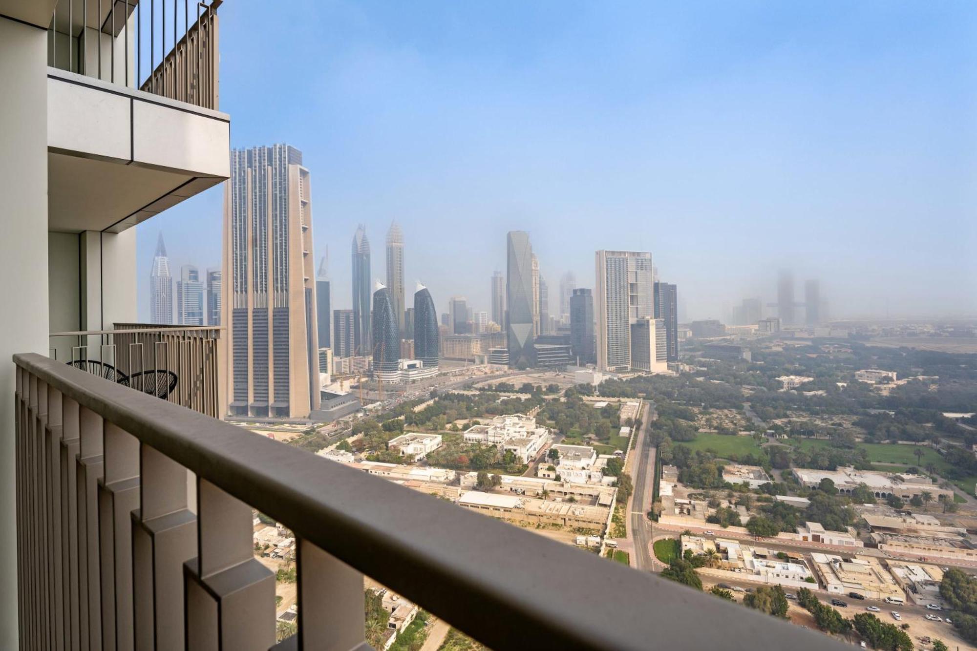 Silkhaus Elite 2bdr With View With Pool & Gym Dubai