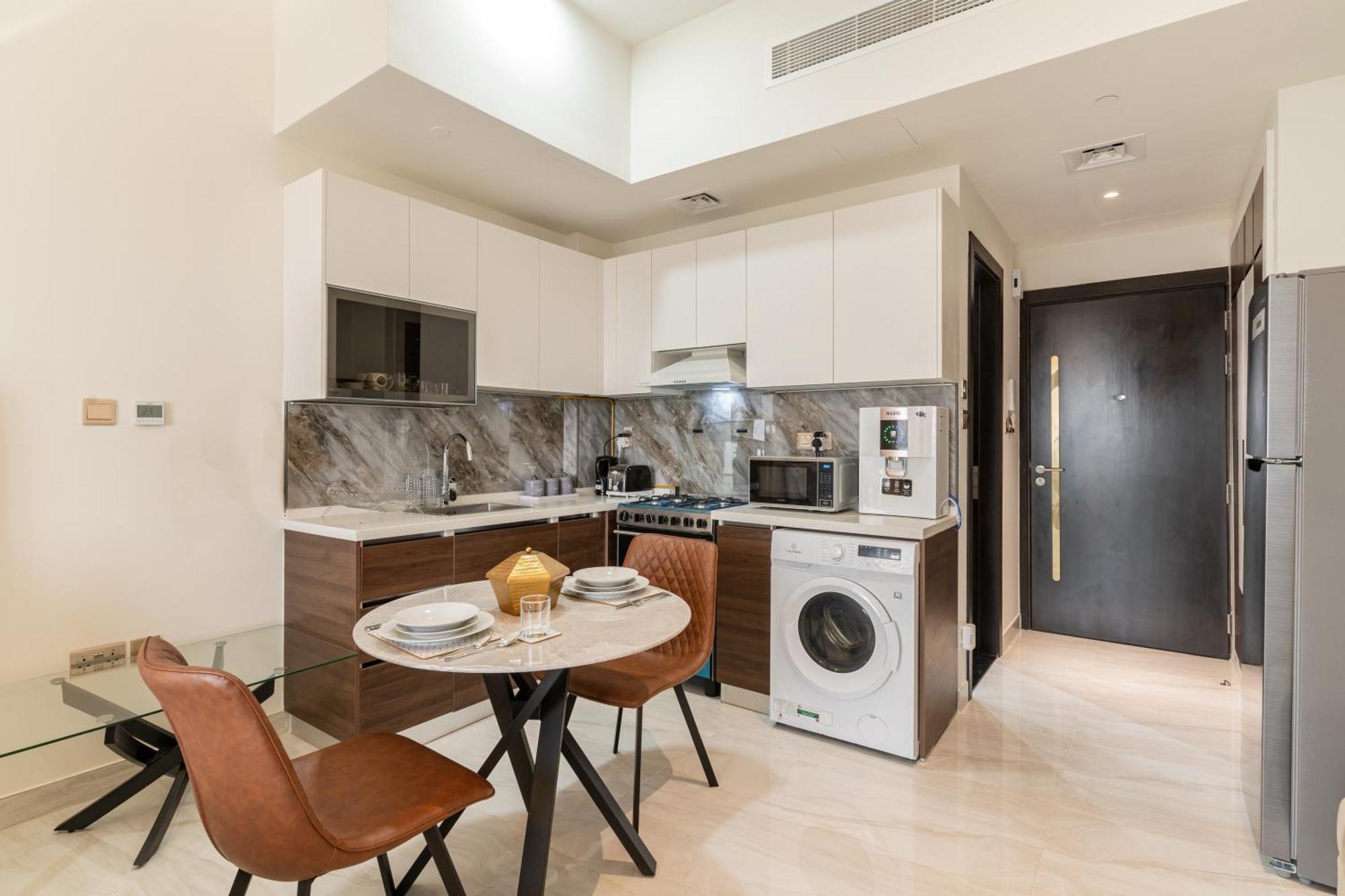 Apartment Exceptional Amenities - In Jewelz By Danube - Allsopp&allsopp
