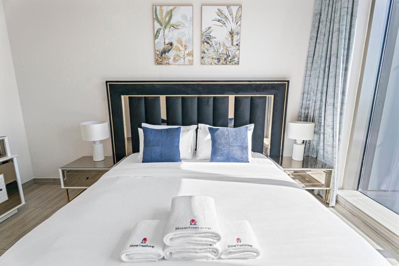 Stonetree - Stylish 1 Bedroom In Amazing Jlt Community Apartment Dubai