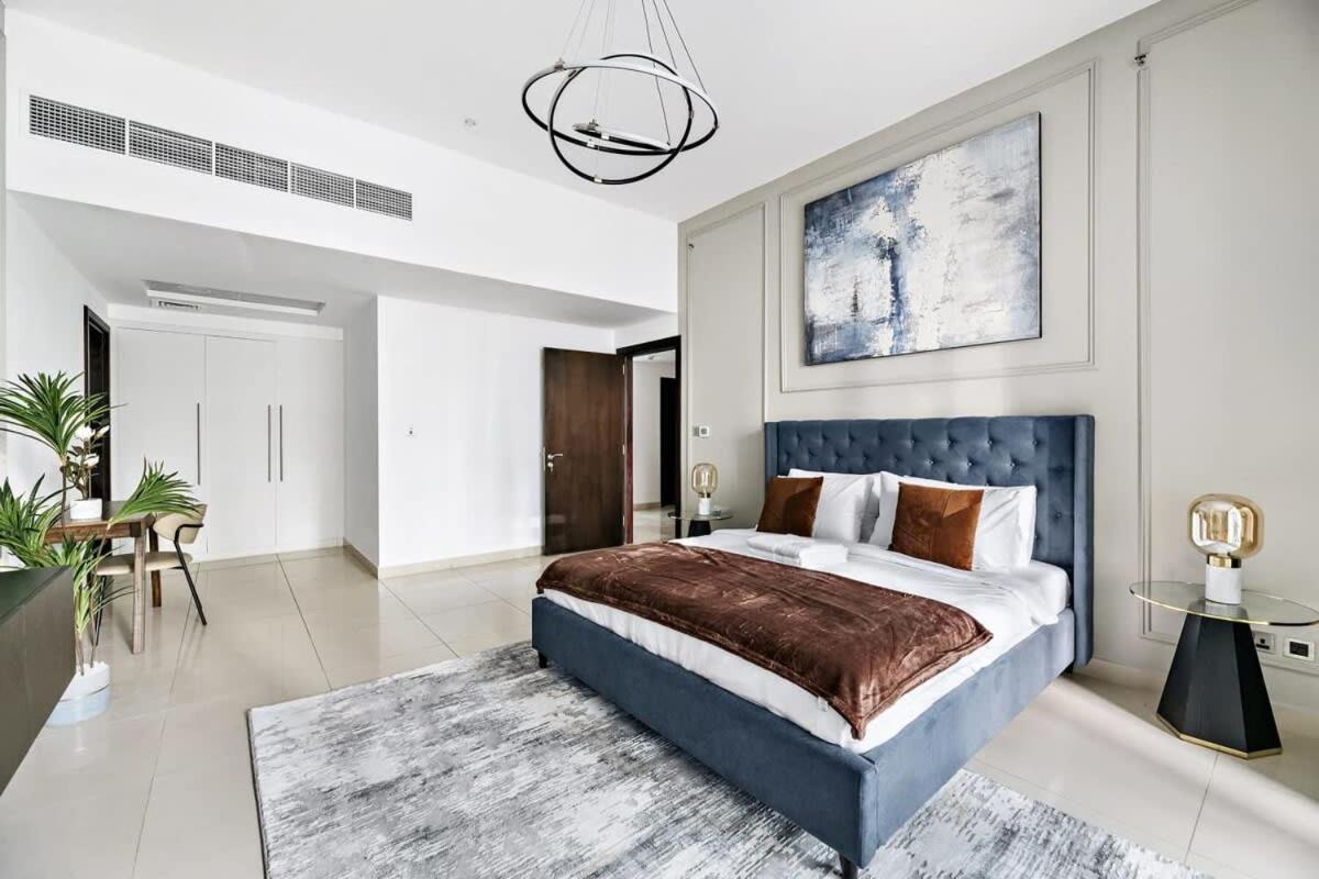 Silkhaus Ideal For Big Family, 5bdr With Private Roof Top Apartment *