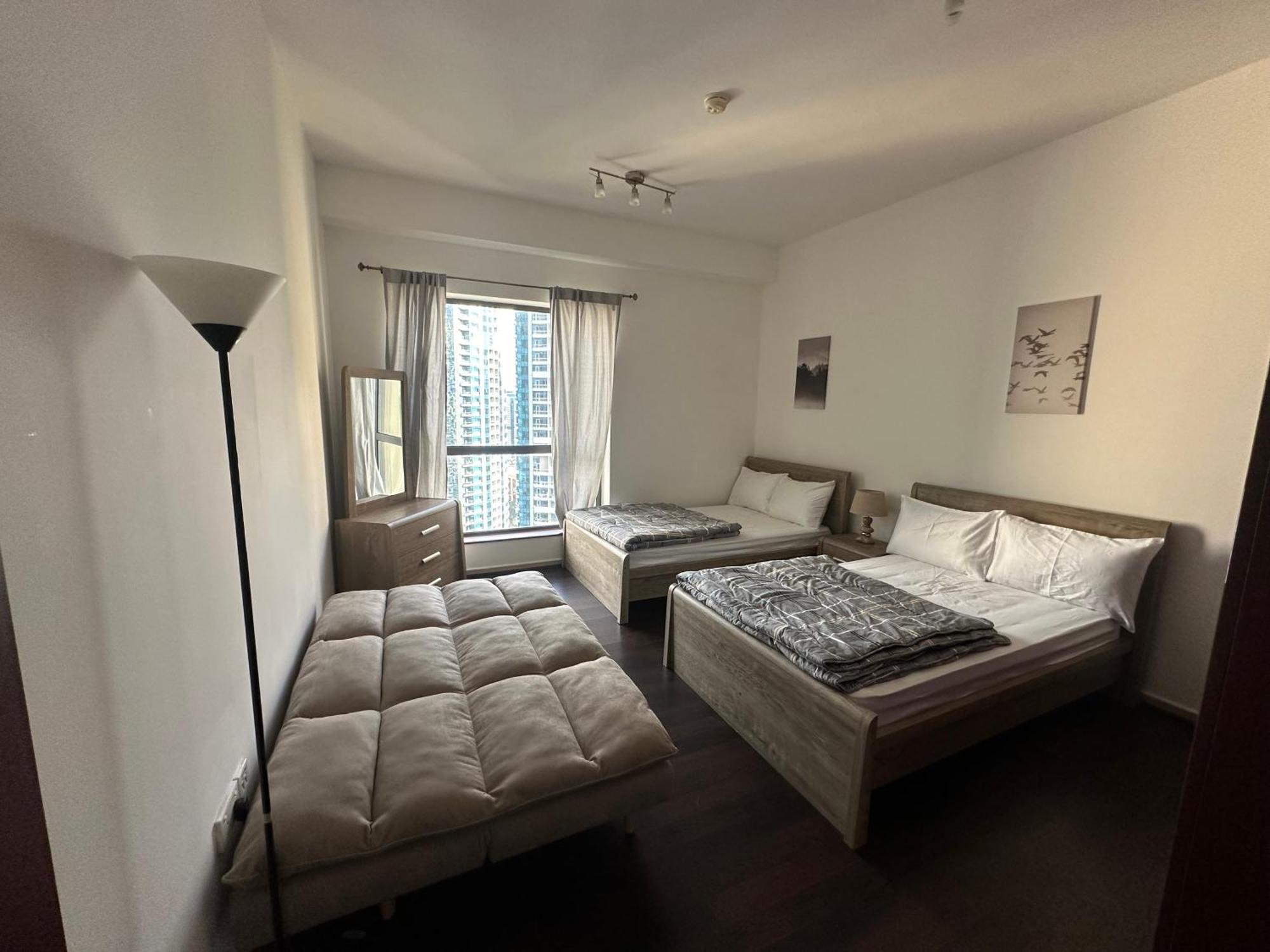 Haidy Homes 2br Jbr