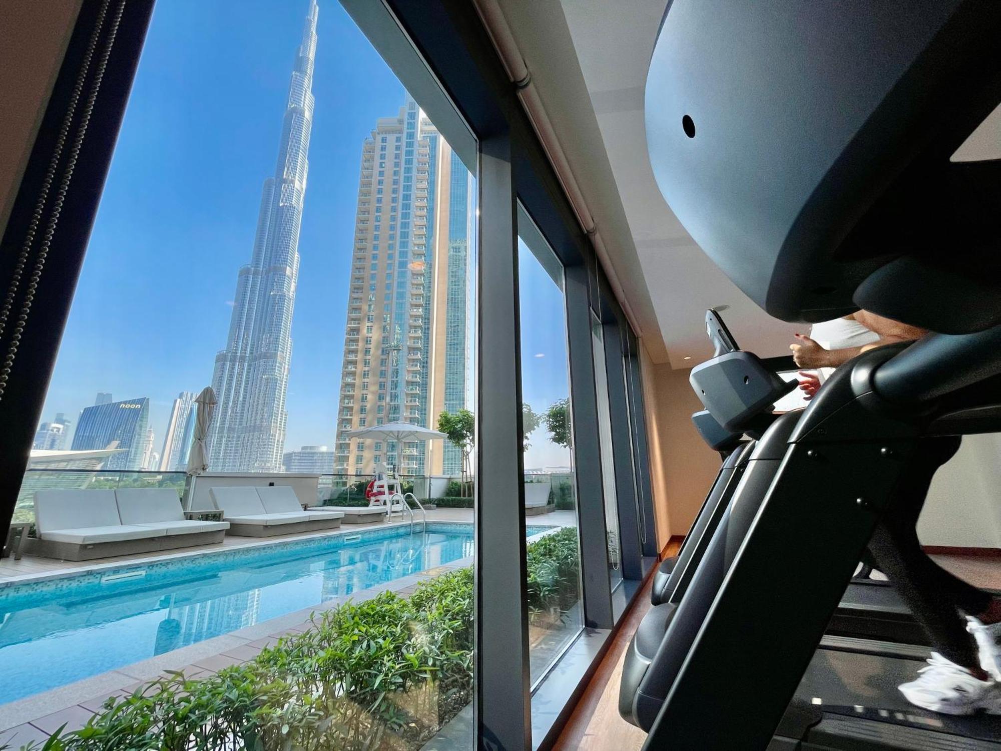 Chic Lux 2br I High Floor L By Burj Khalifa & Mall I Pool L Gym Apartment *