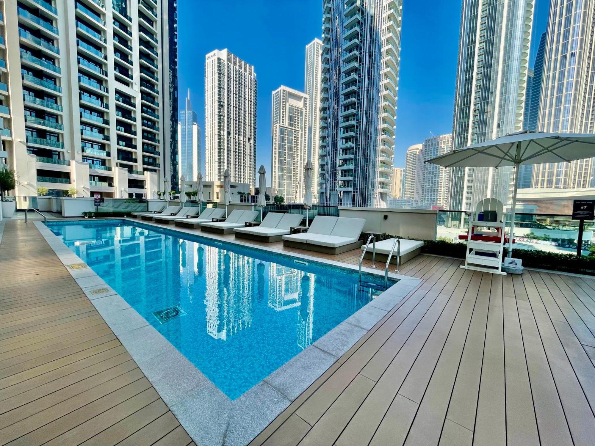 Chic Lux 2br I High Floor L By Burj Khalifa & Mall I Pool L Gym