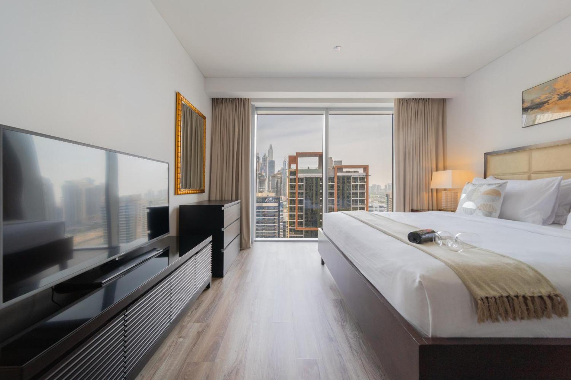 Apartment Eden's Homes & - Jw Marriott Marina Residences