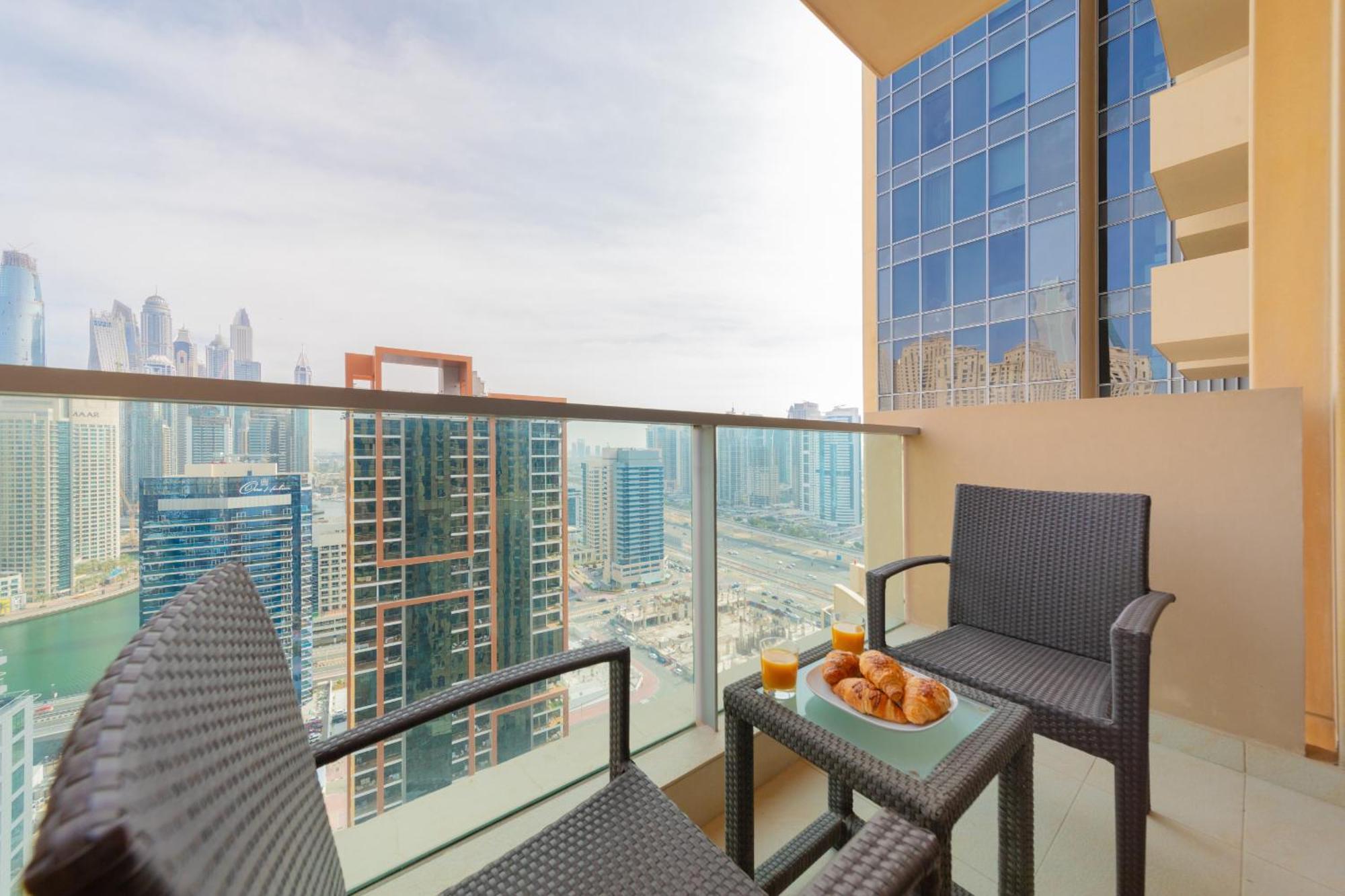 Eden's Homes & - Jw Marriott Marina Residences *