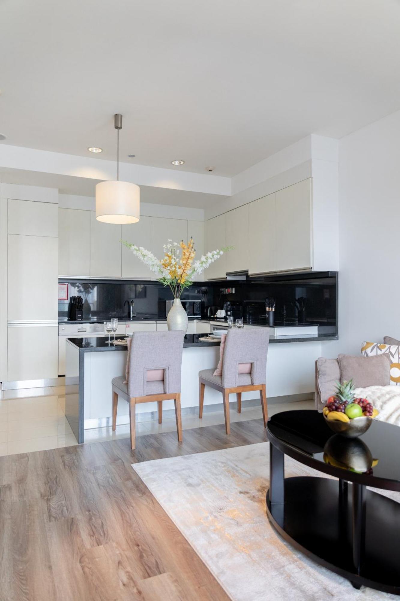 Eden's Homes & - Jw Marriott Marina Residences