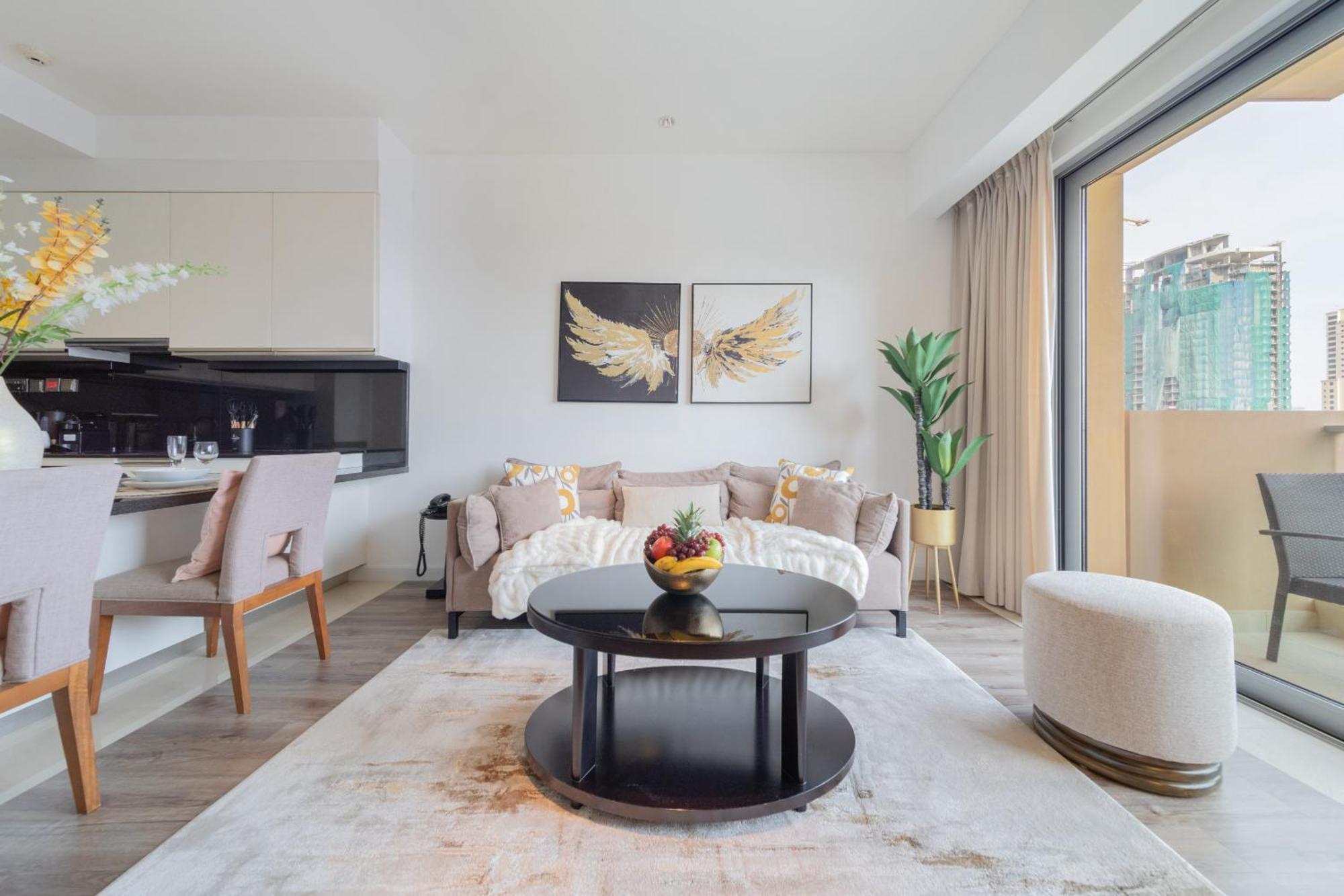 Eden's Homes & - Jw Marriott Marina Residences *