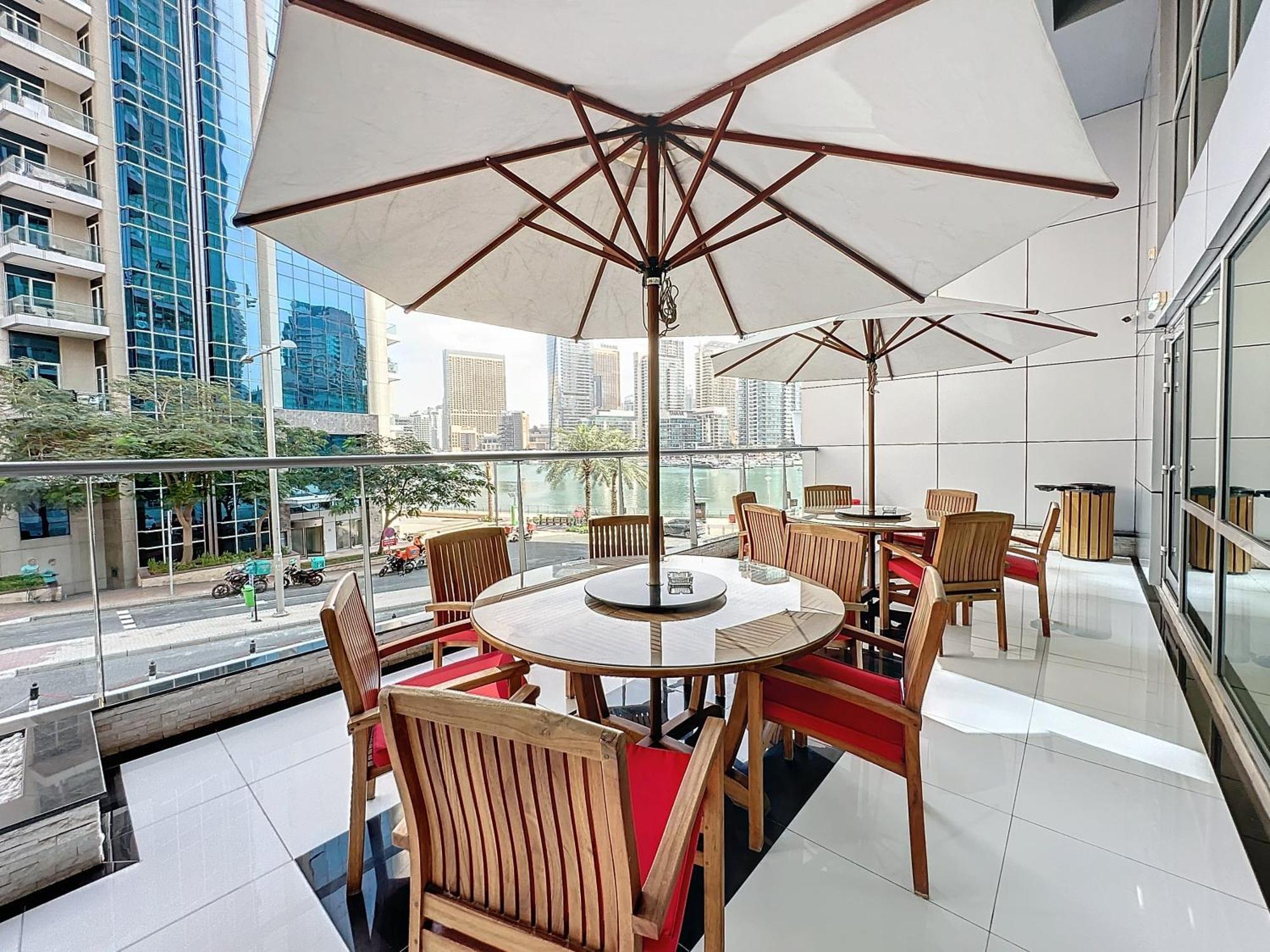 Key View - The Point Tower Apartment