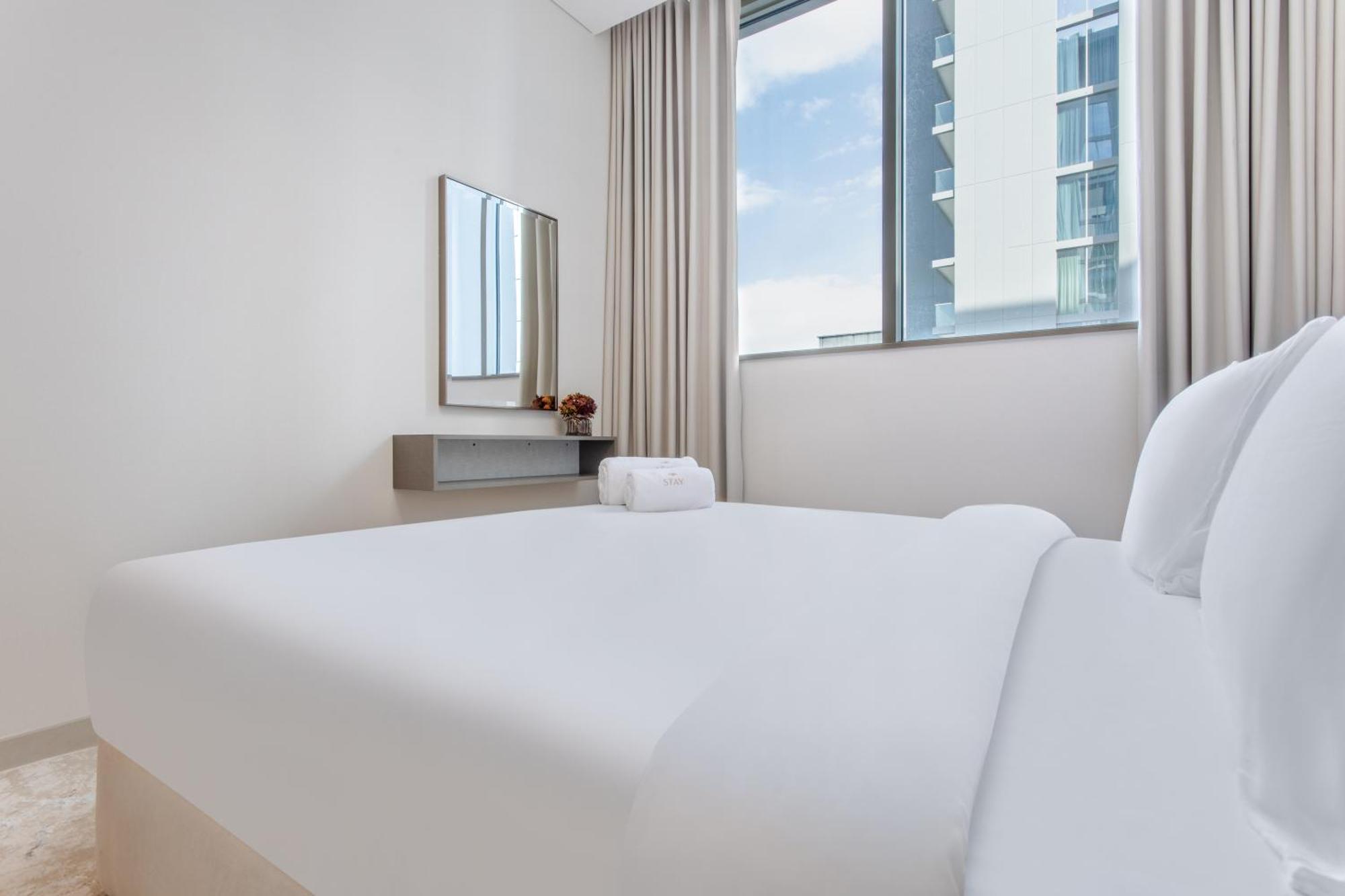 By Latinem Luxury 1br Cvr A2504 Near Burj Khalifa * Dubai