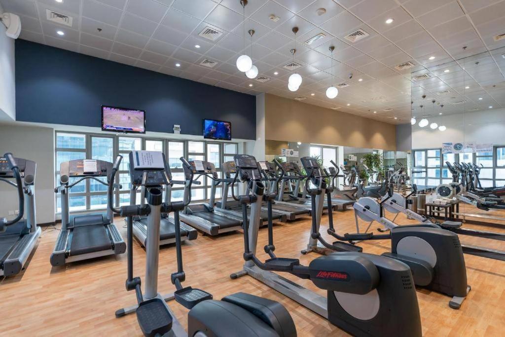 Elite Luxury - Spacious Entire In Princess Tower Marina Apartment
