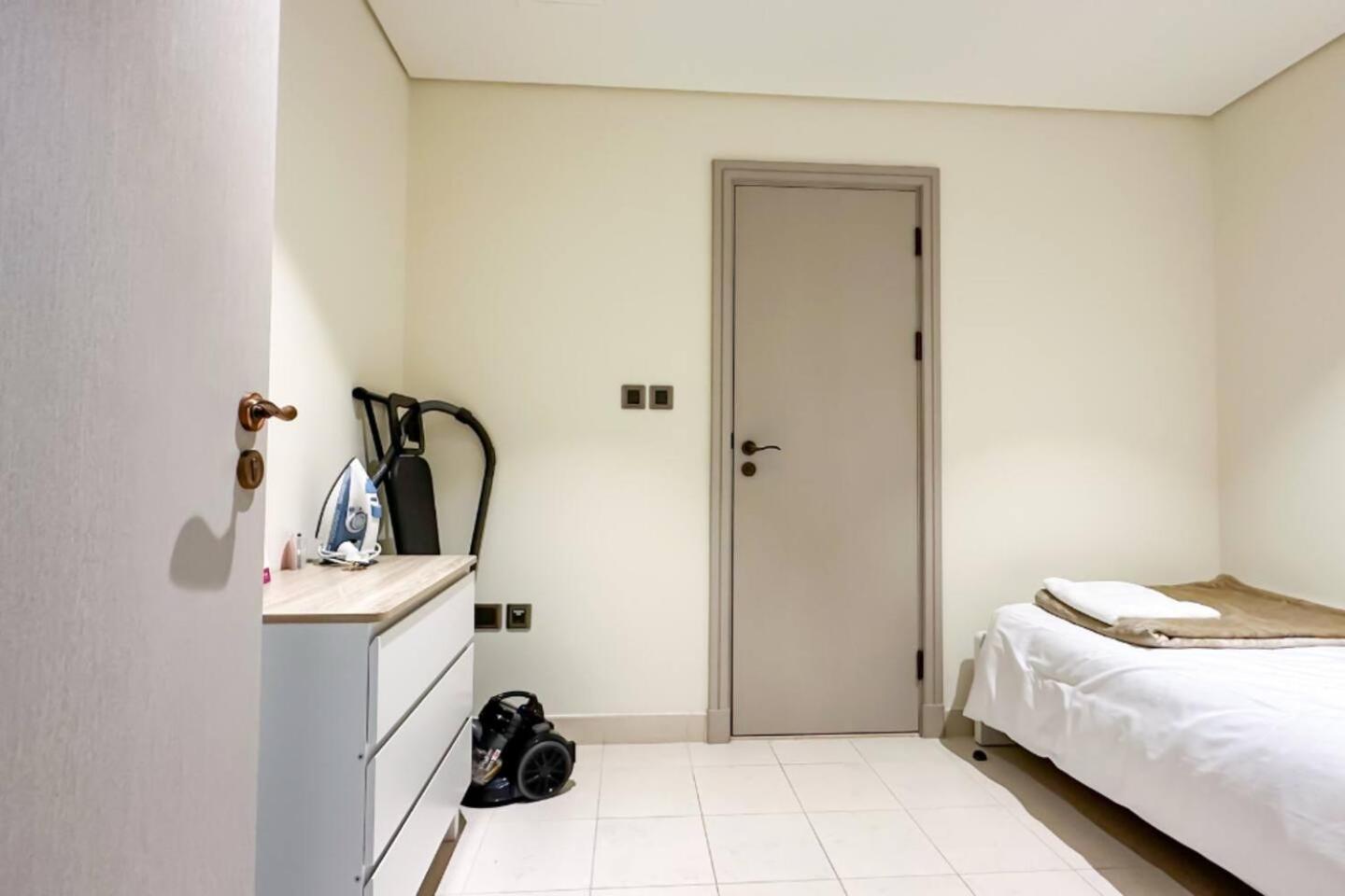 Apartment Summer Offer Private Beach And Pool Dubai