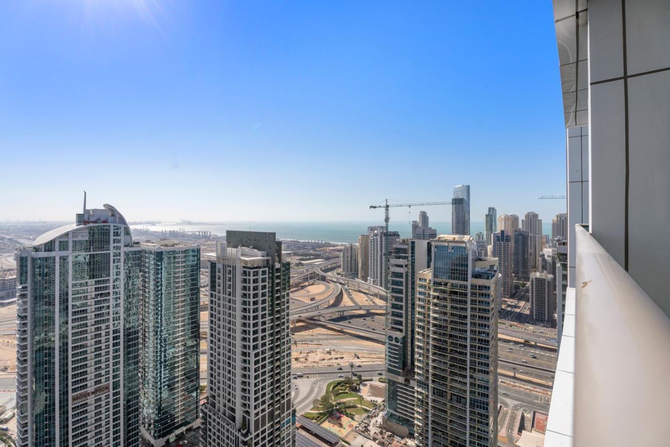 Stonetree - Stylish 1 Bedroom In Amazing Jlt Community