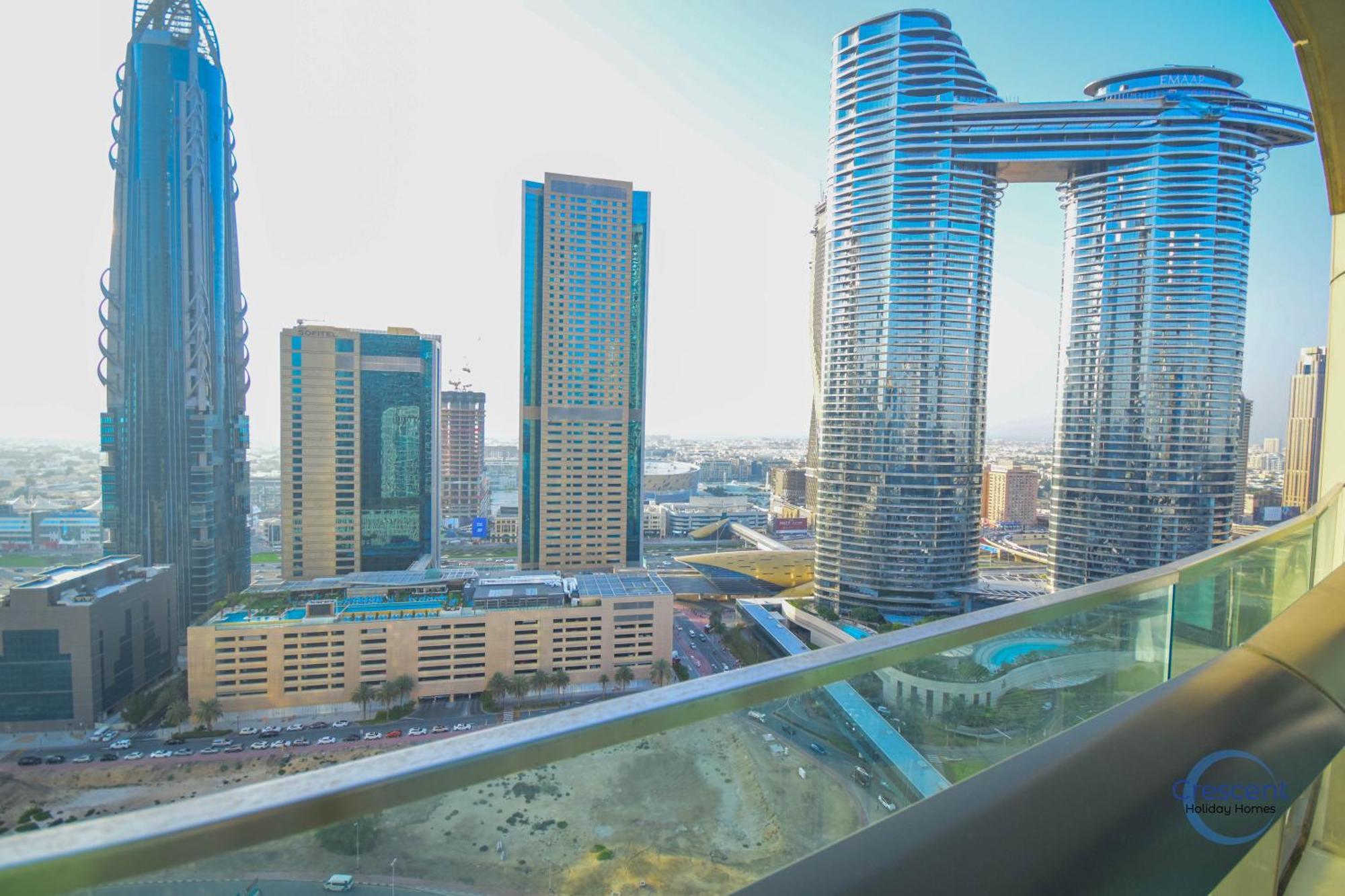 Burj Vista Burj Khalifa Metro & Mall Access Holiday home *
