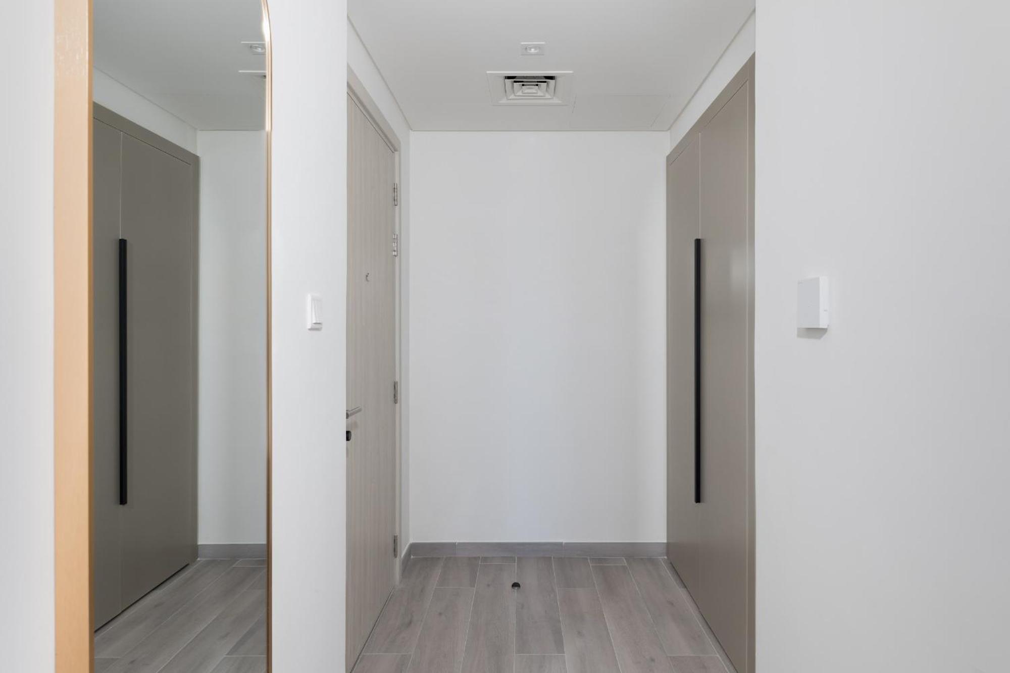 Fresh & Quiet 1br At Midtown Noor 4 Tower Dubai
