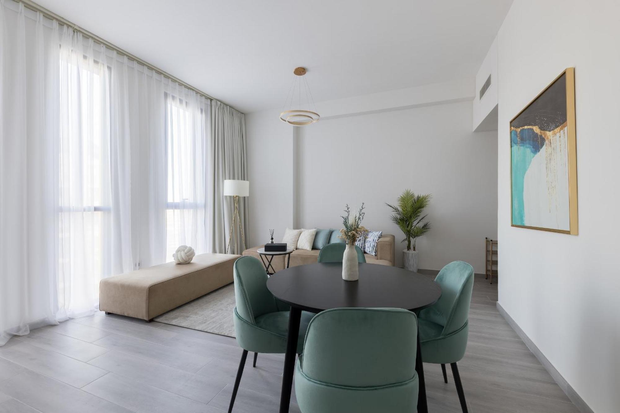 Fresh & Quiet 1br At Midtown Noor 4 Tower Apartment
