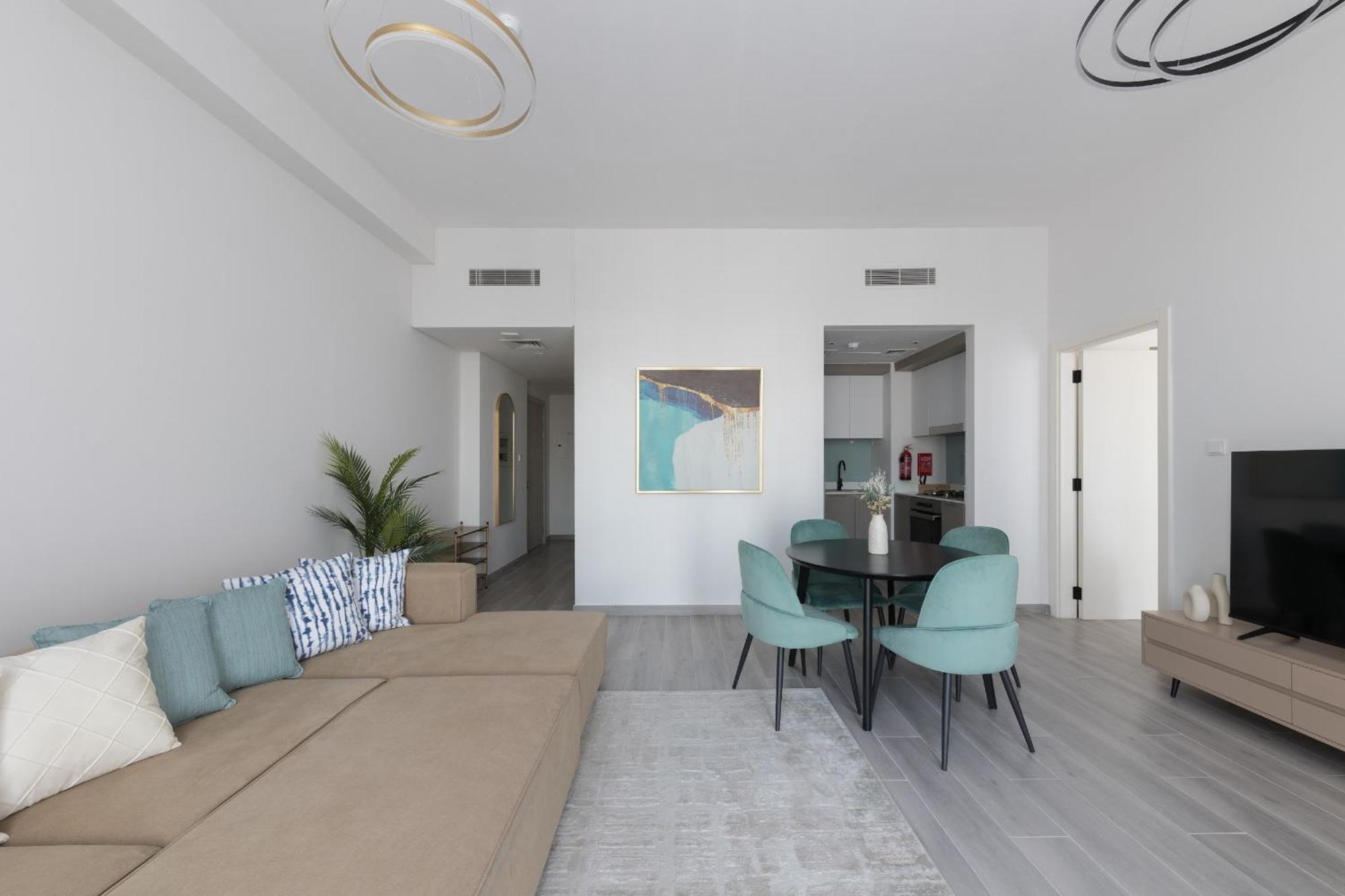Fresh & Quiet 1br At Midtown Noor 4 Tower * Dubai