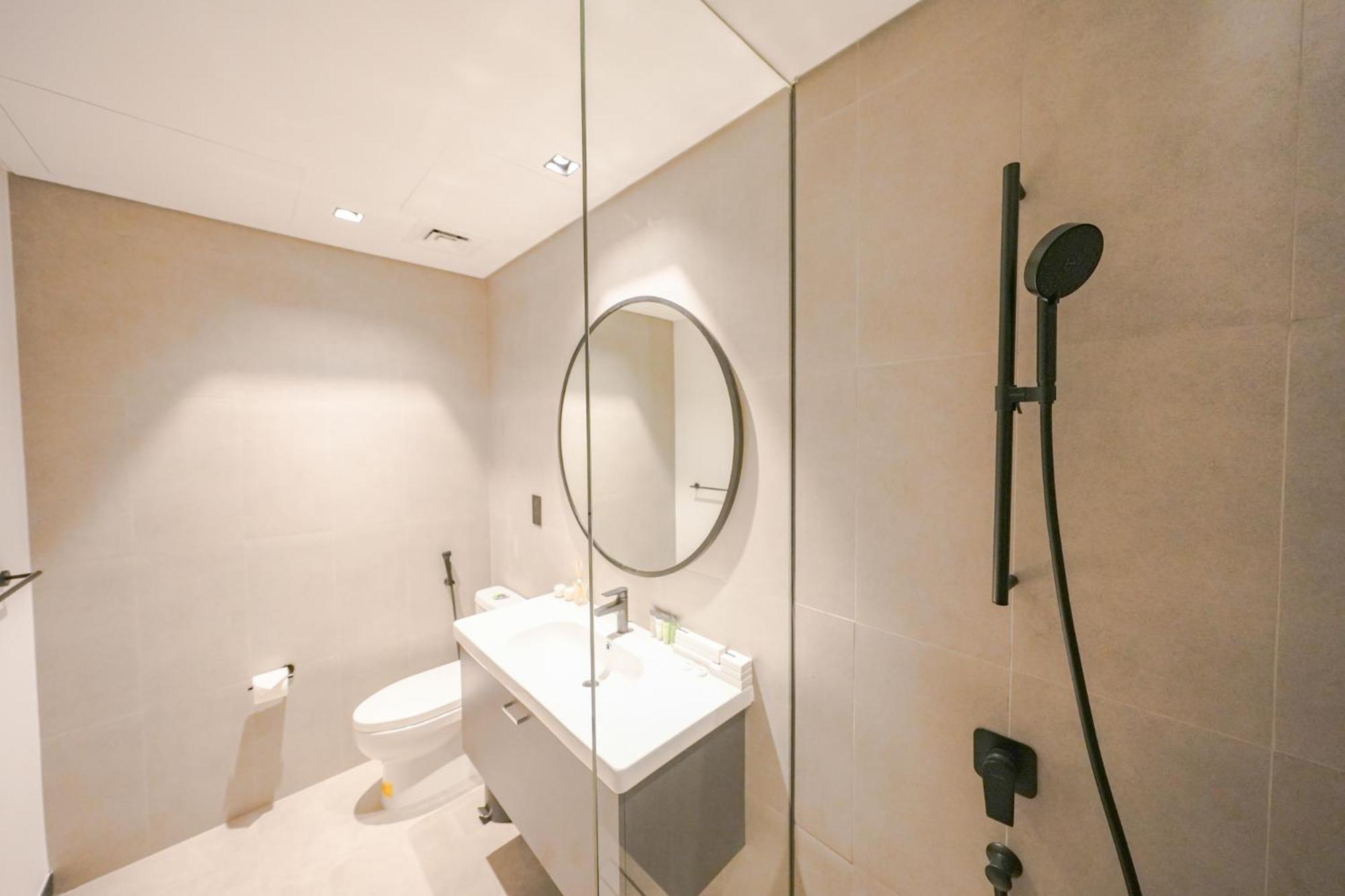 Chic Retreat In Business Bay