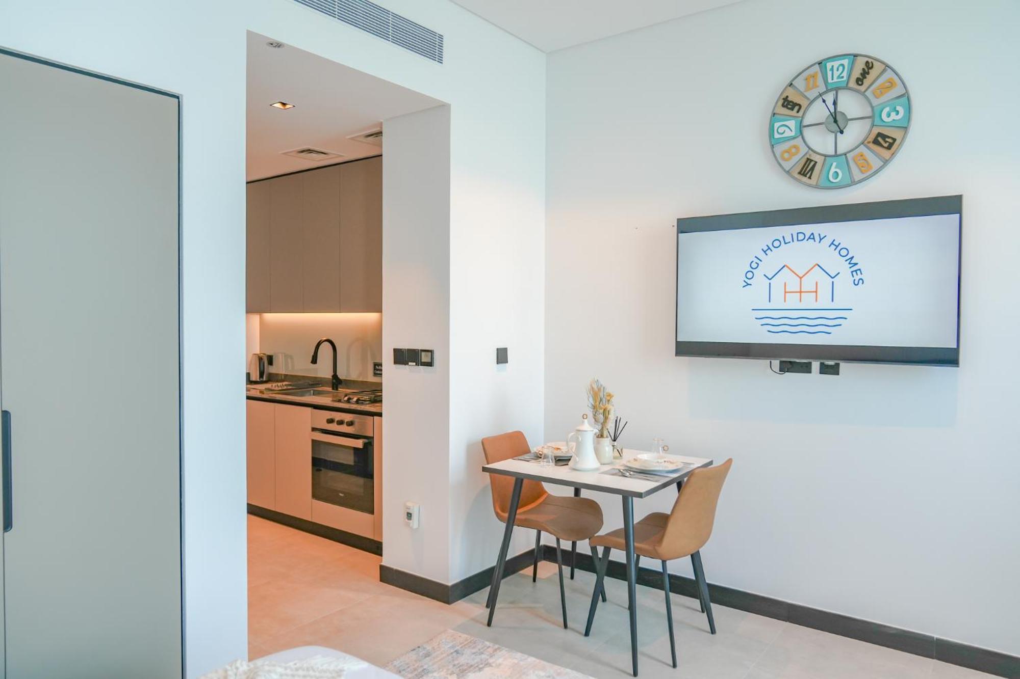 Chic Retreat In Business Bay Apartment Dubai