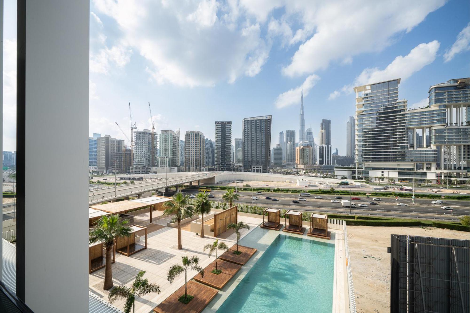 Upside Living With View Of Burj Khalifa Dubai