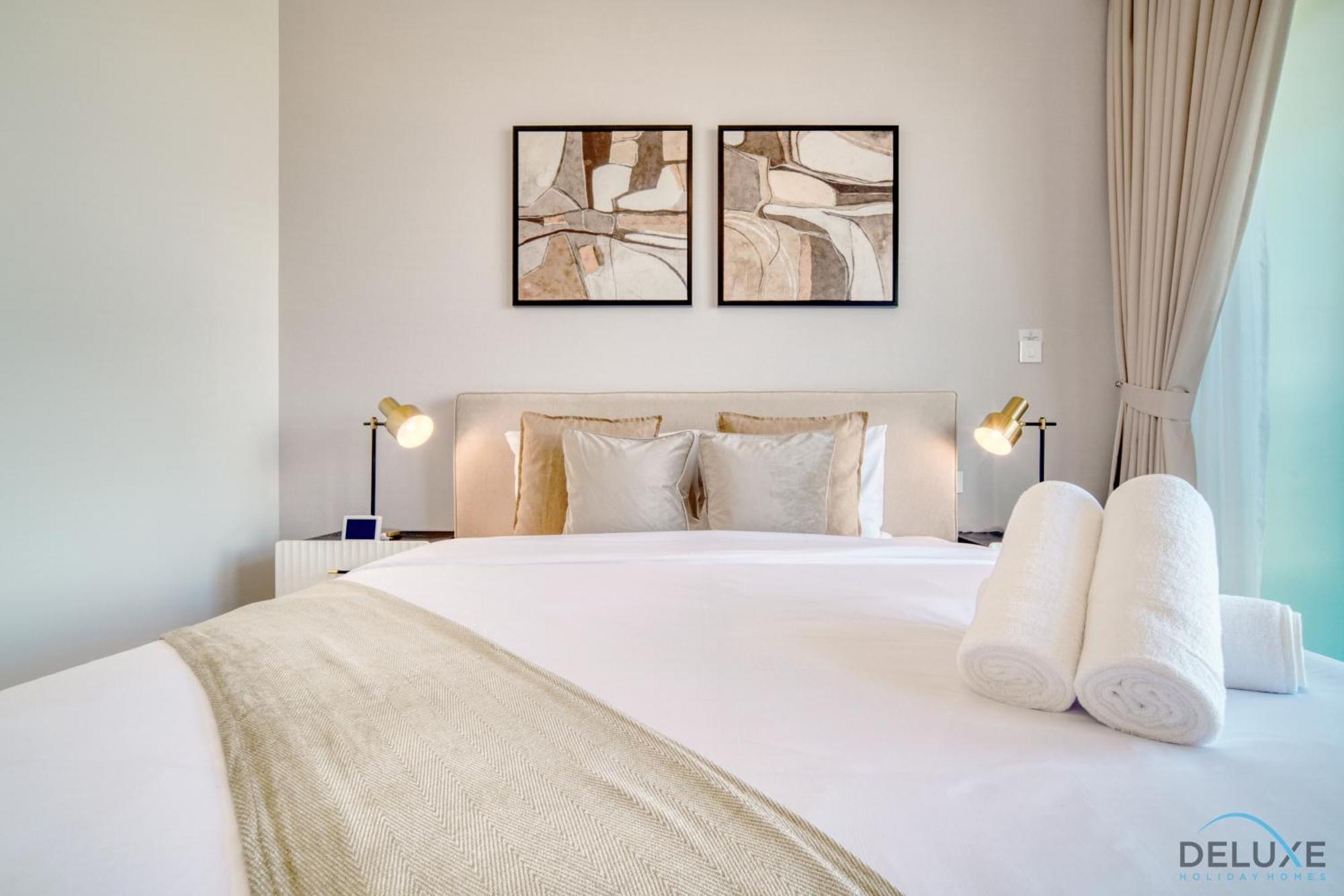 Exquisite 1br At Downtown Views Ii Tower 2 Downtown By Deluxe Homes * Dubai