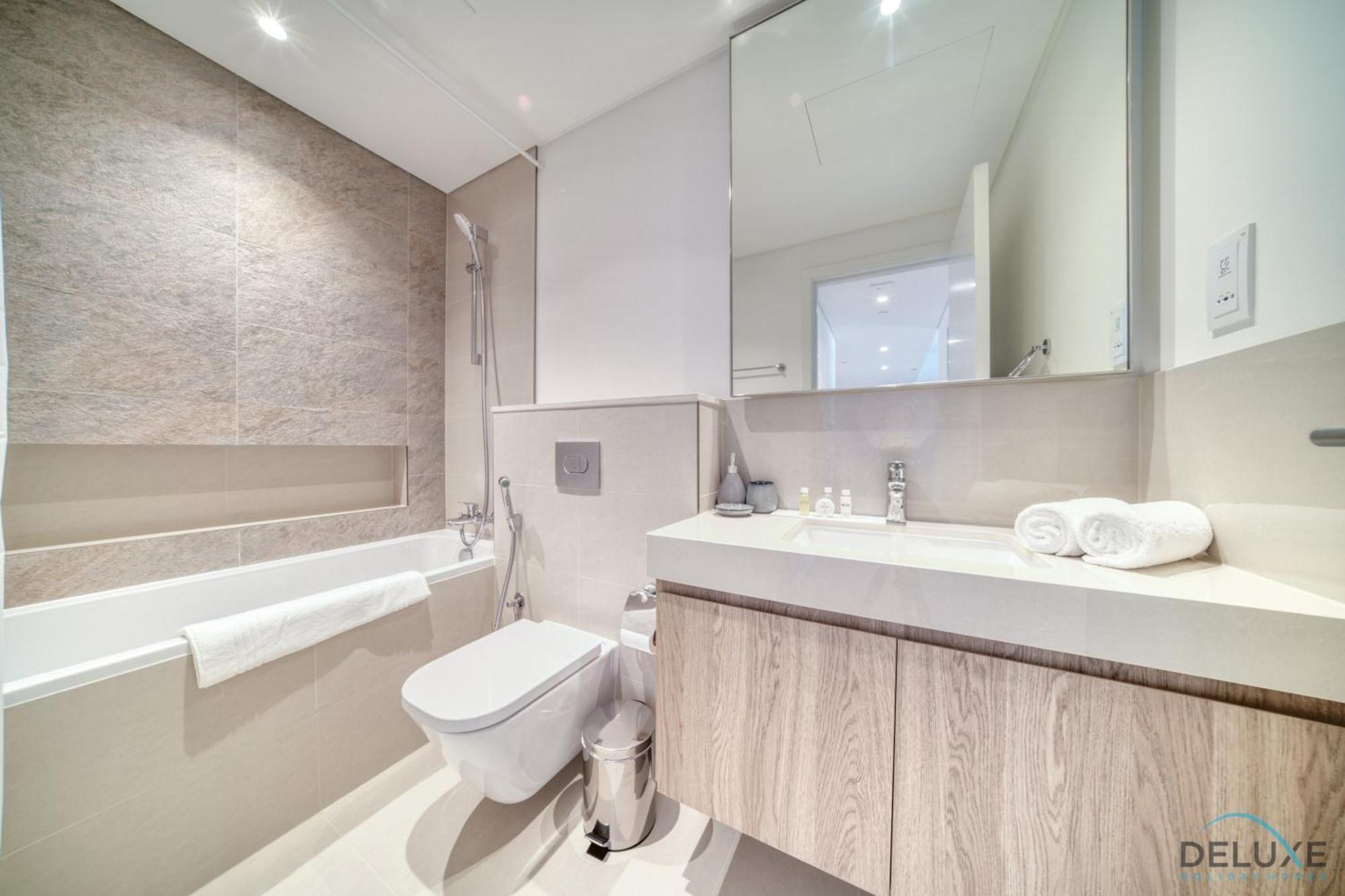 Exquisite 1br At Downtown Views Ii Tower 2 Downtown By Deluxe Homes Apartment *
