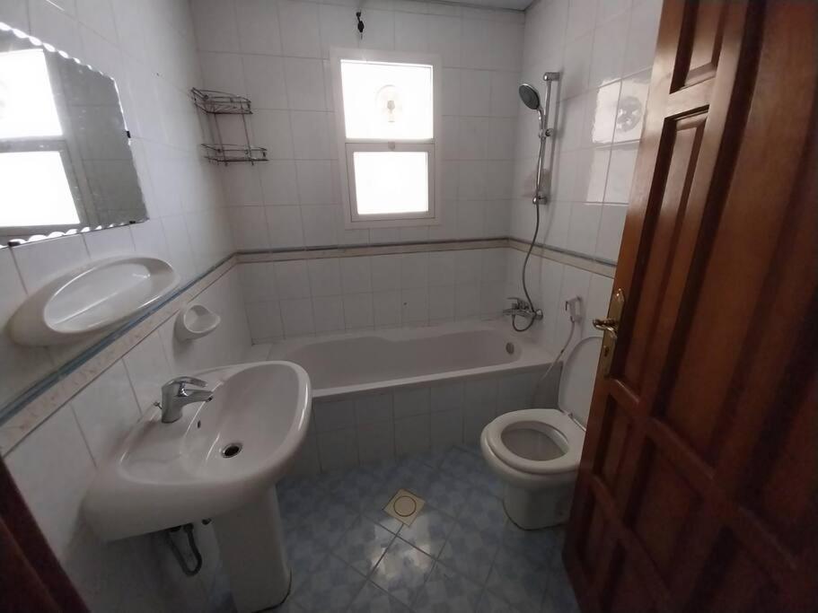 Beautiful Luxury In Near Airport * Dubai