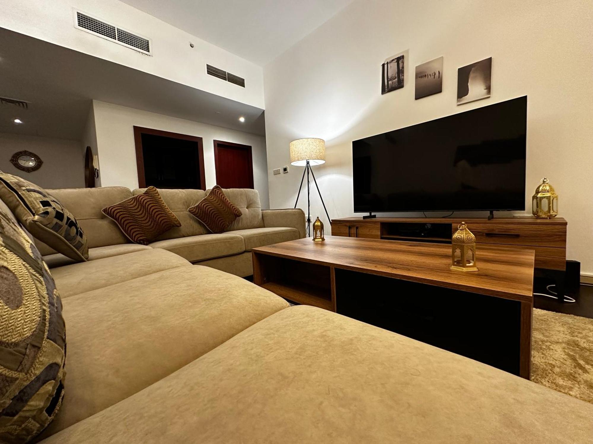 Apartment Haidy Homes 2br Jbr *