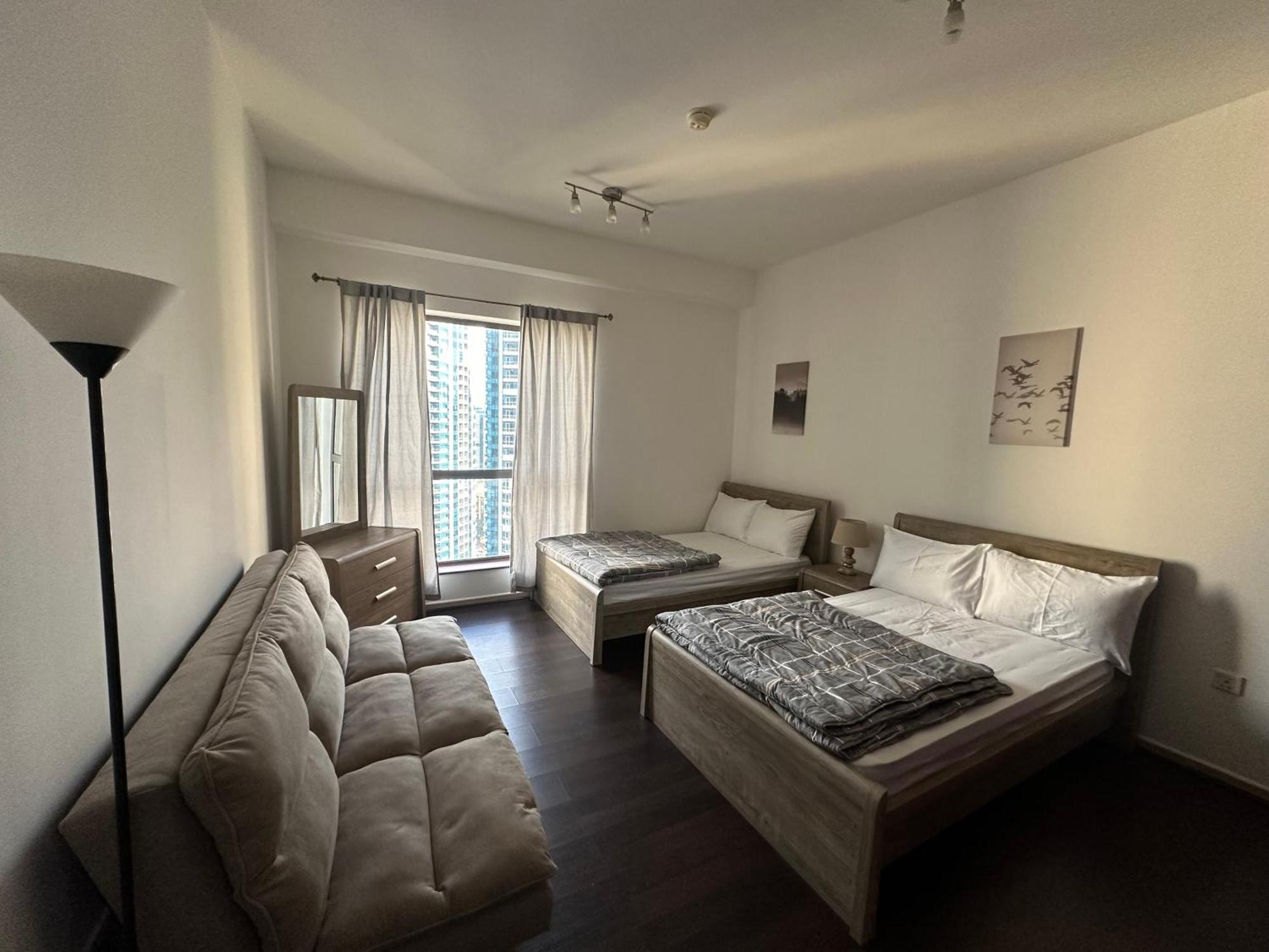 Haidy Homes 2br Jbr