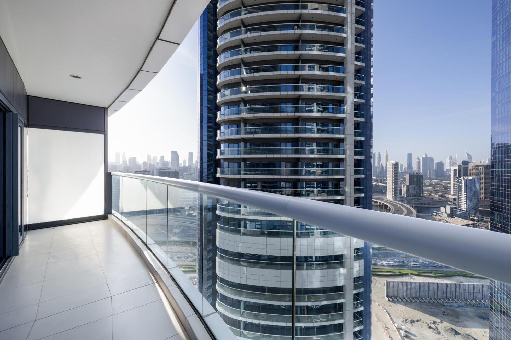 Apartment Aliving Supreme 2br Damac Paramount Tower Business Bay 2907