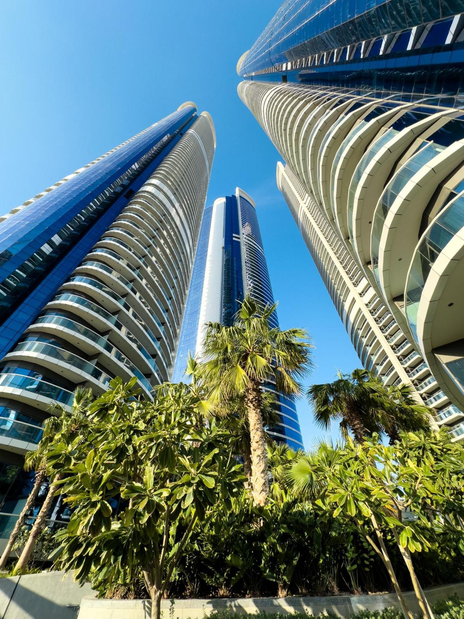 Aliving Supreme 2br Damac Paramount Tower Business Bay 2907 Apartment Dubai