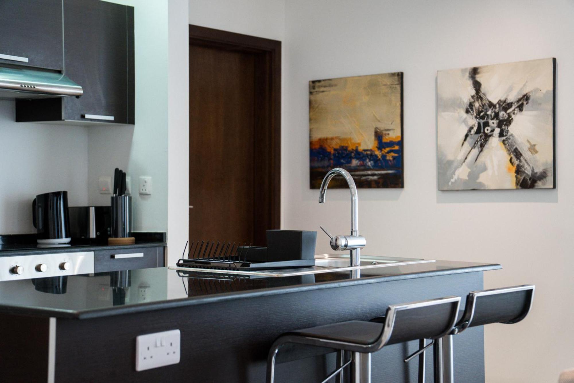 Apartment Sky-high 2-bdr Gem Sports
