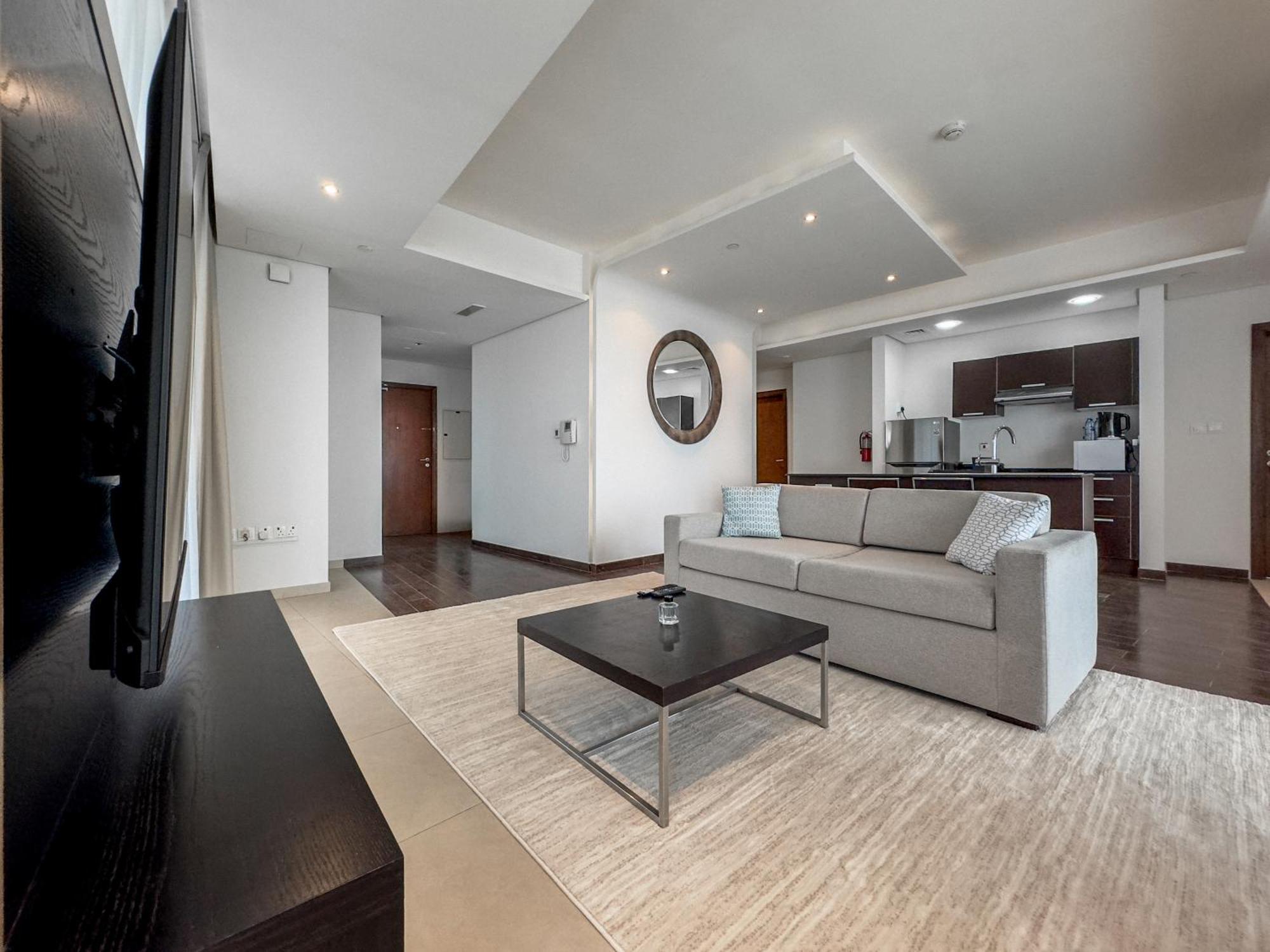 Apartment Sky-high 2-bdr Gem Sports Dubai