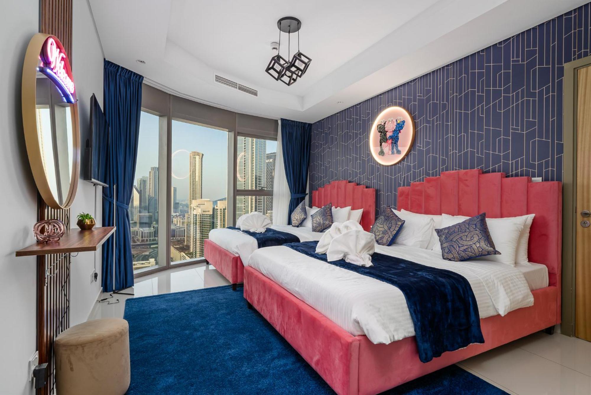 Super High Infinity Pool And Amazing Burj Khalifa View 3 Bedroom In Paramount Midtown *