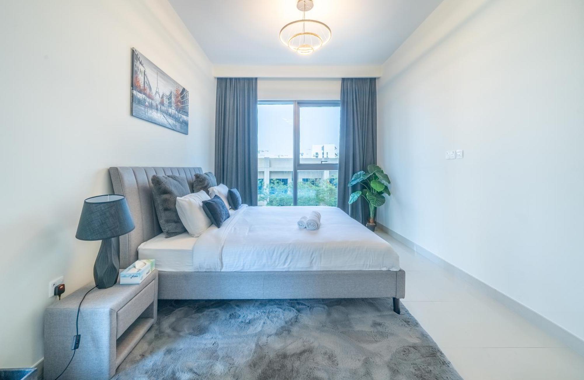 2br In Harbour Views *