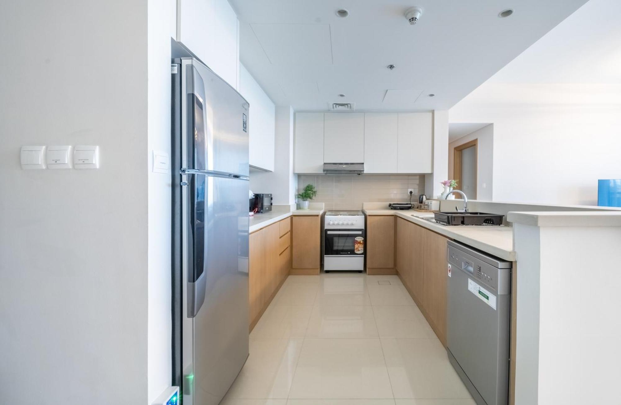 2br In Harbour Views Apartment Dubai