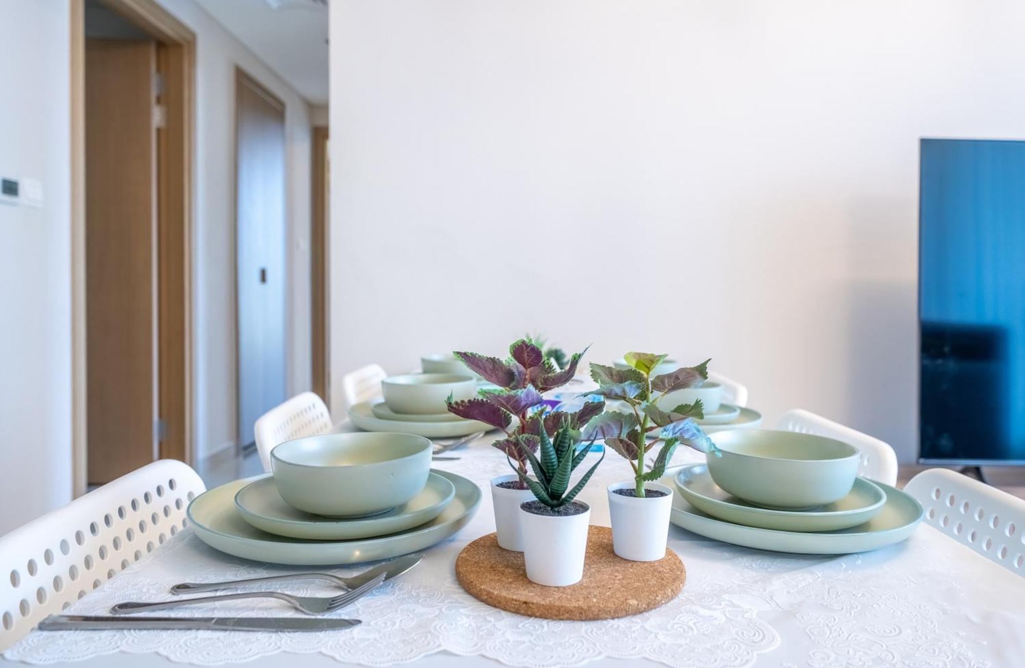 2br In Harbour Views Apartment Dubai