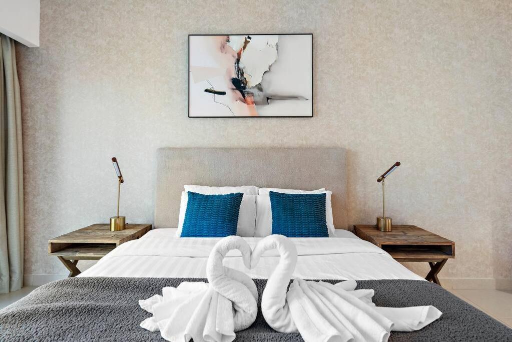 First Class 2br Newly Designed In Difc Apartment