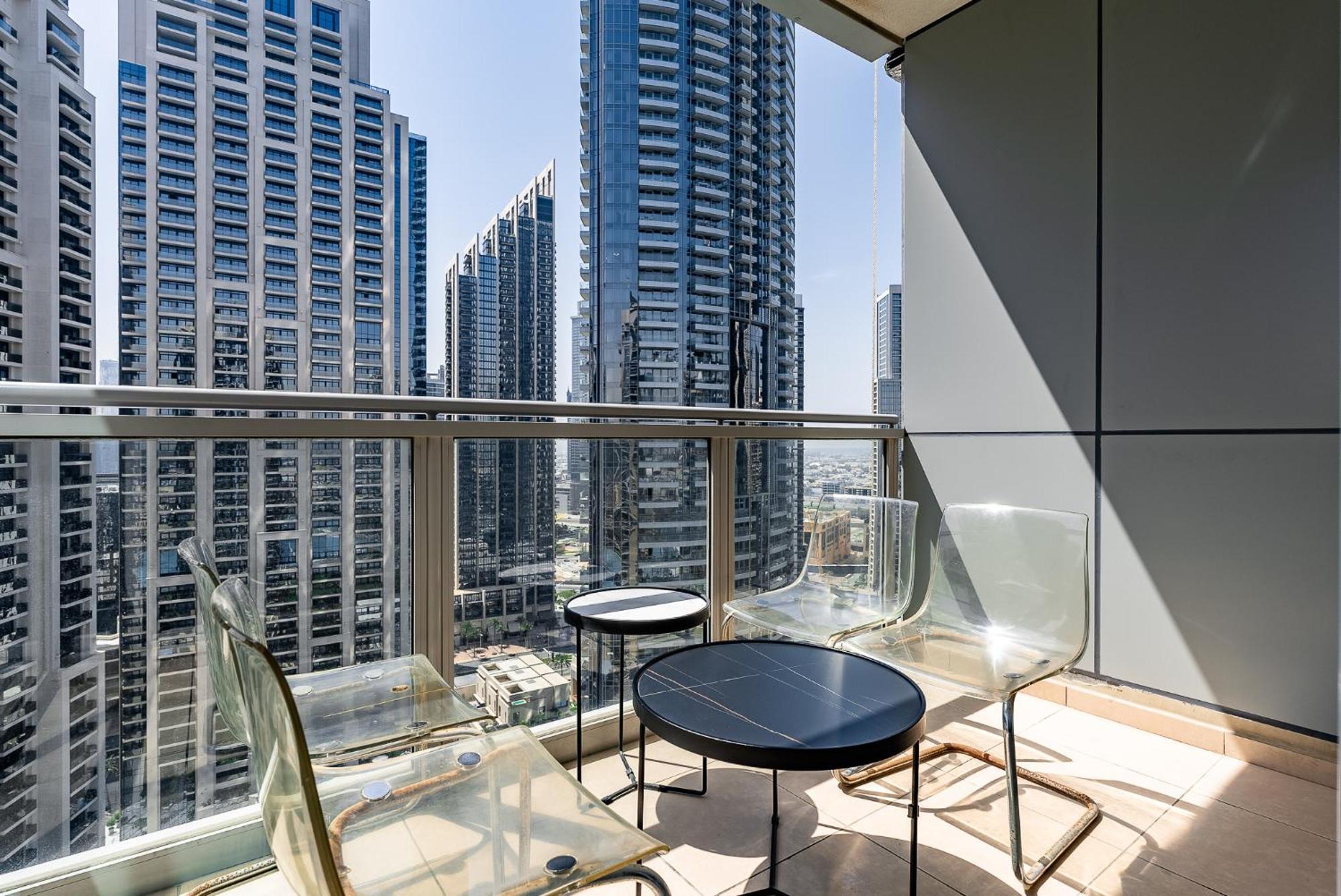 Apartment Cozy 1 Bedroom I Downtown I Near Burj Khalifa Dubai