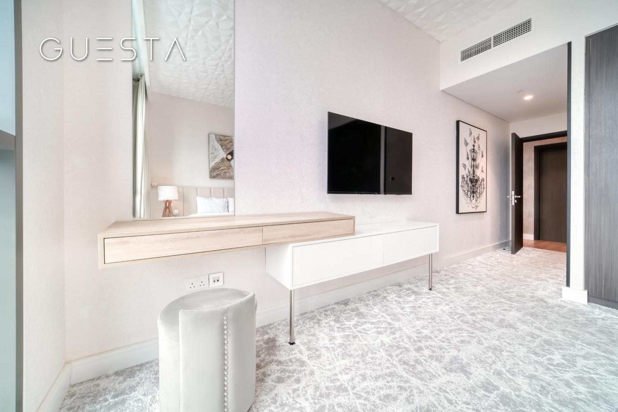 Downtown Views I - Burj Khalifa View, Downtown Apartment Dubai