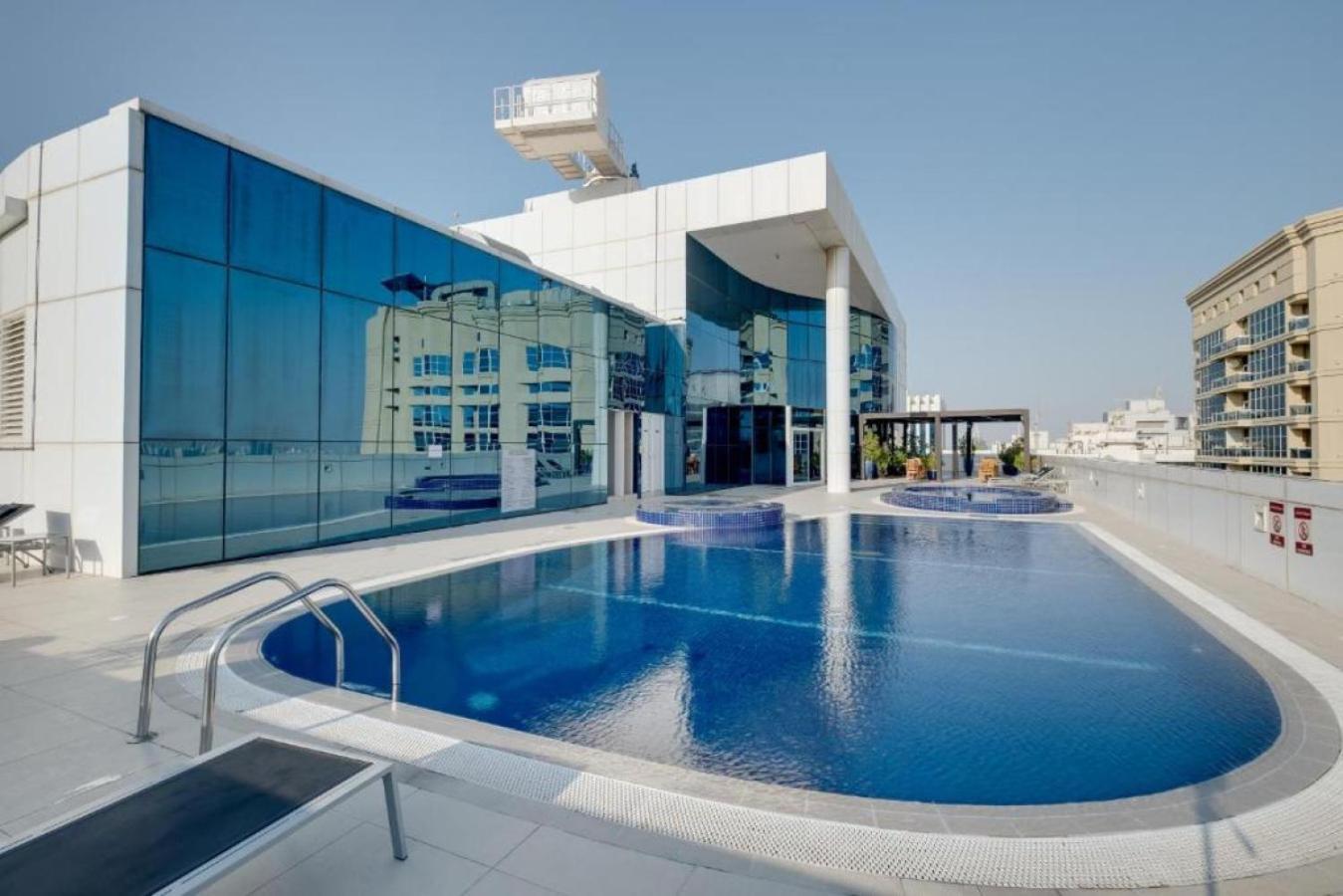 Bright And Cozy - - Jlt Apartment *