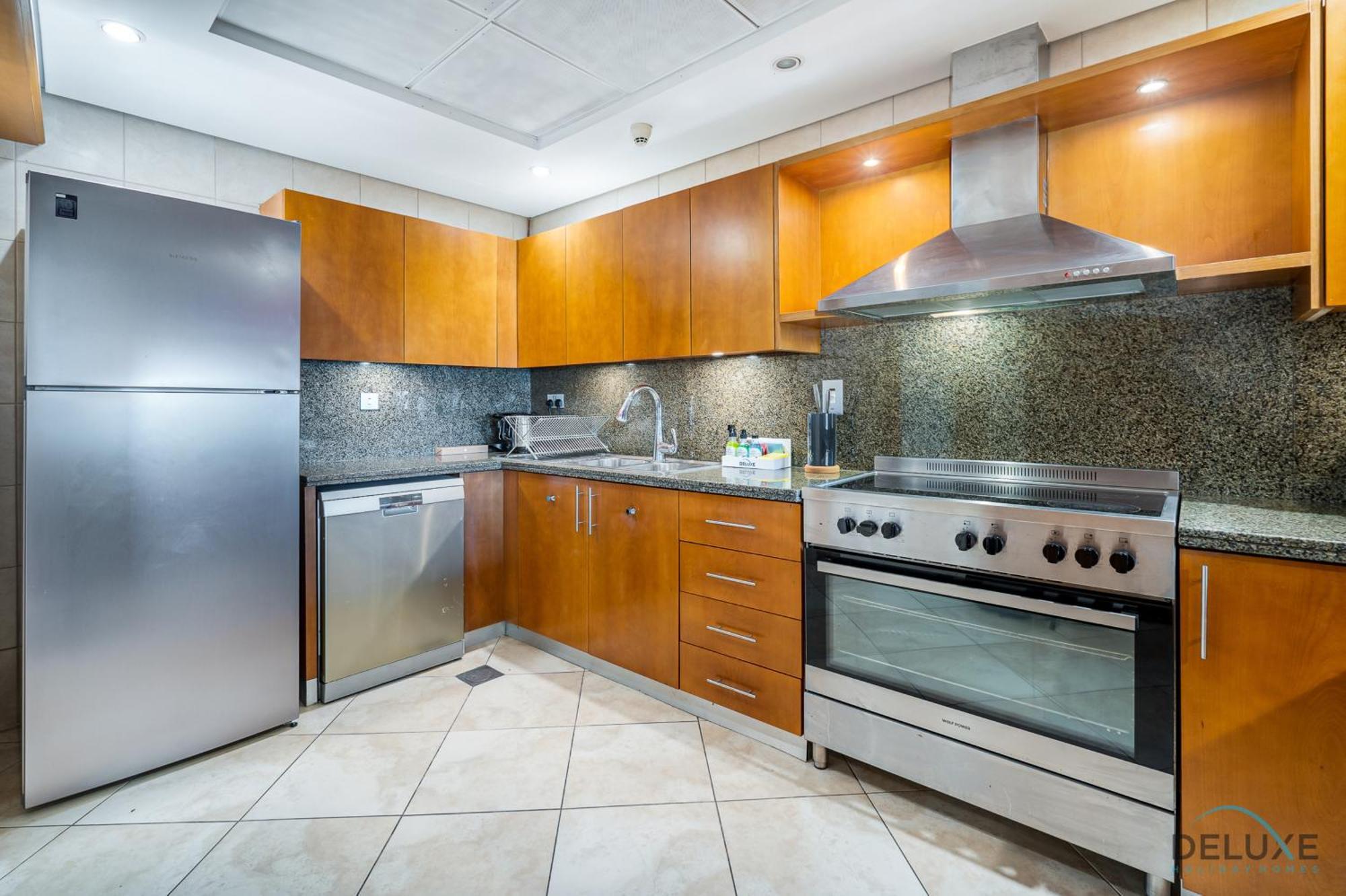 Apartment Sophisticated 3br W/ Assistant's At Al Fattan Marine Towers 2 Jbr By Deluxe Homes