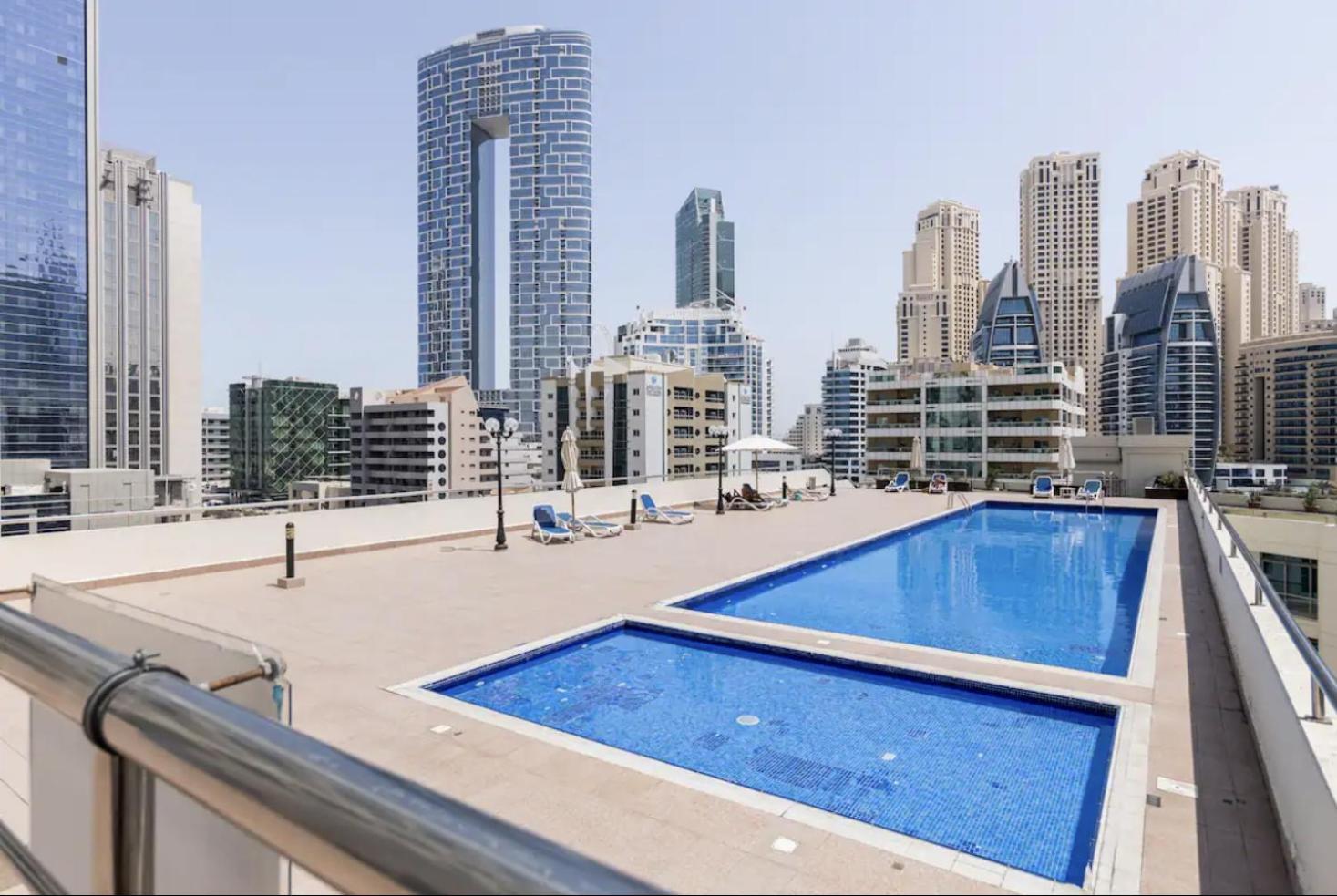 Wow W/ Balcony And Canal View In Marina Apartment *