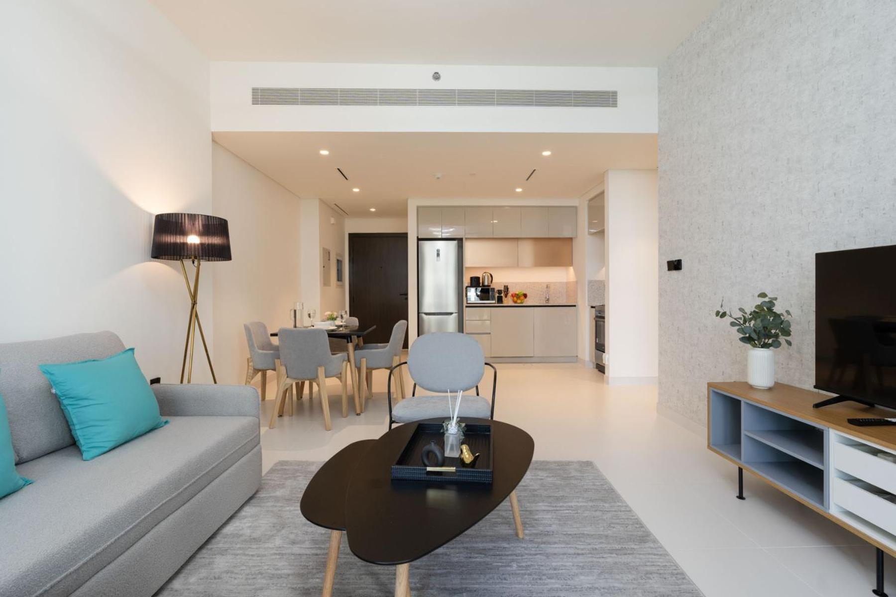 Elegant 1bhk Front Perfect Getaway Apartment