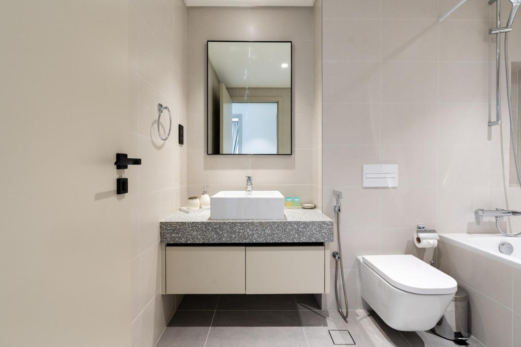 Elegant 1bhk Front Perfect Getaway *