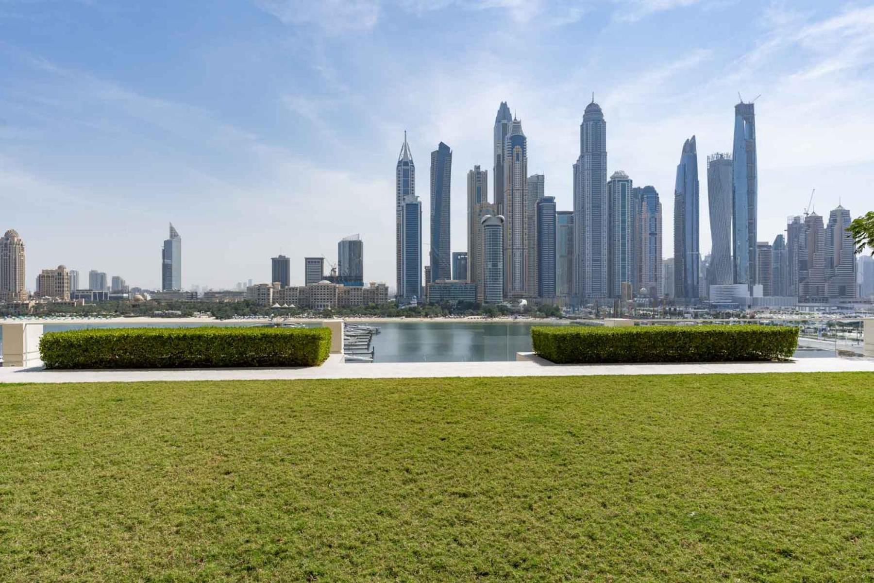 Elegant 1bhk Front Perfect Getaway Apartment Dubai