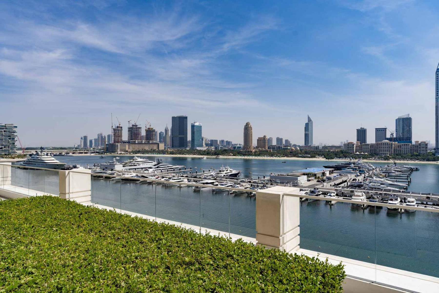 Elegant 1bhk Front Perfect Getaway Dubai