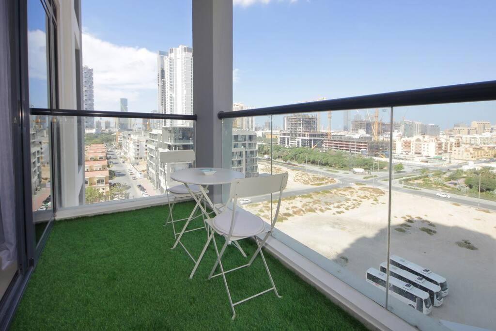 Central Park Jvc 1 Bhk *